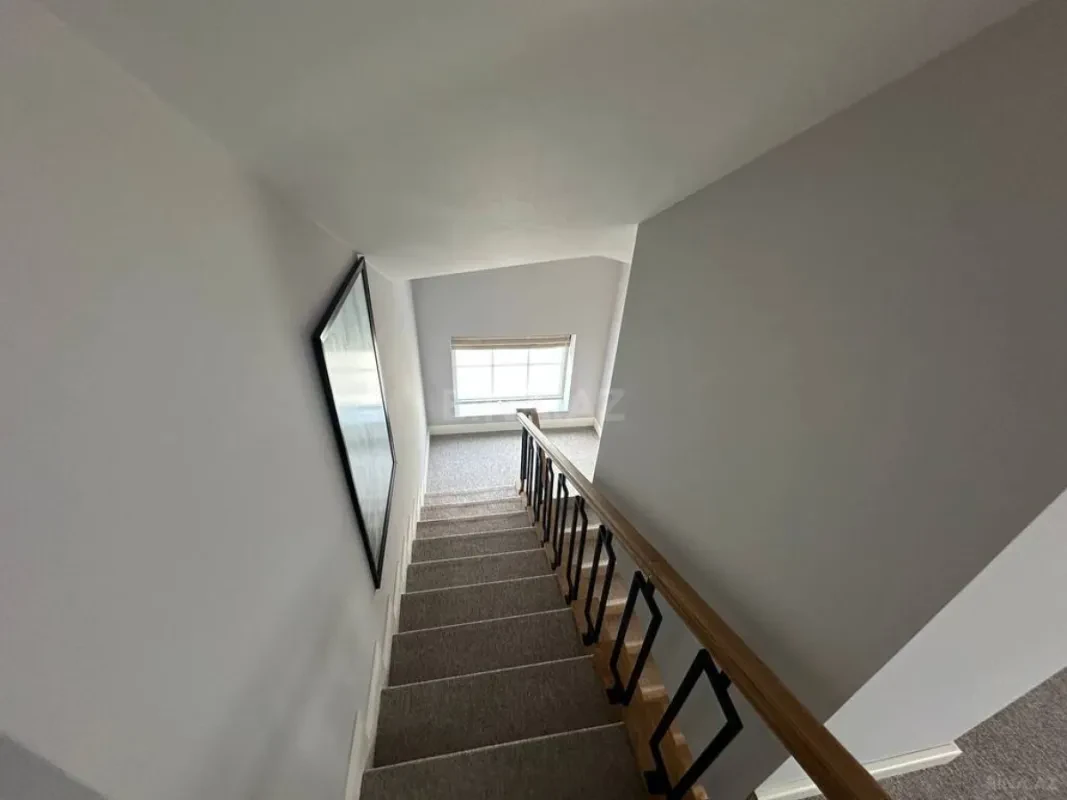 Kirayə verilir 6 otaqlı həyət evi 320 m²