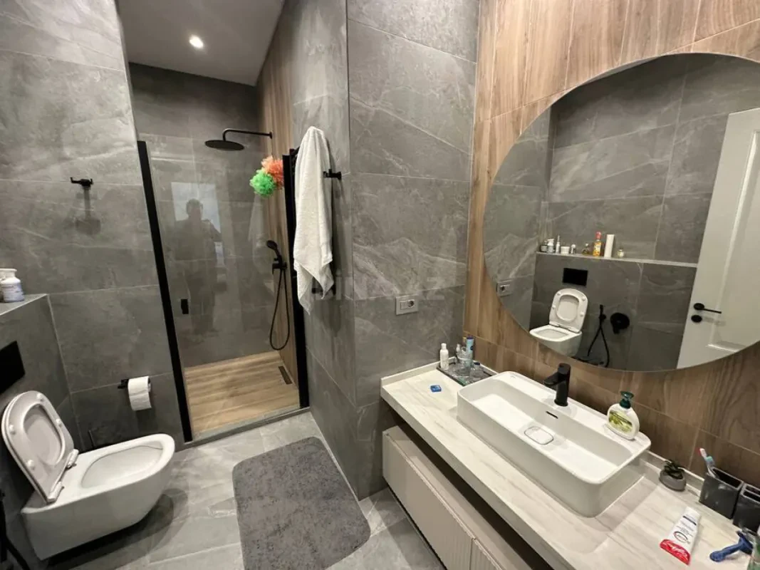 Kirayə verilir 6 otaqlı həyət evi 320 m²
