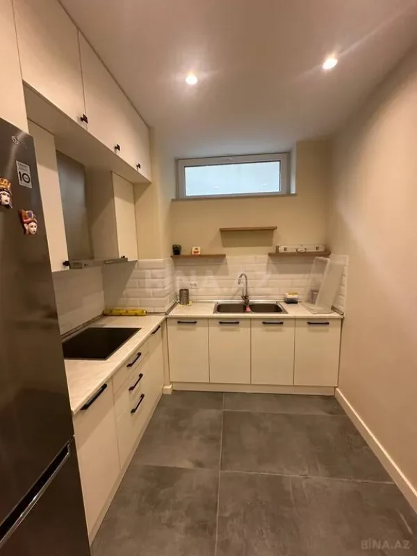 Kirayə verilir 6 otaqlı həyət evi 320 m²