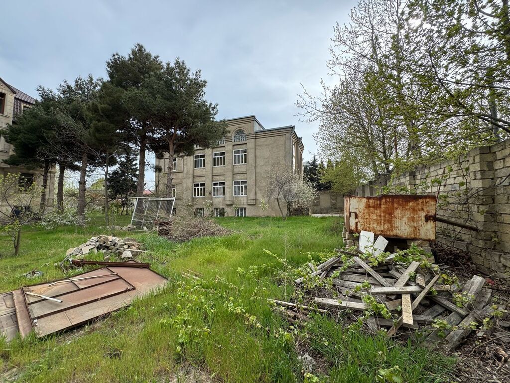 Satılır 10 otaqlı həyət evi 500 m² — Bakı, Badamdar 10 otaq 500.00 m²