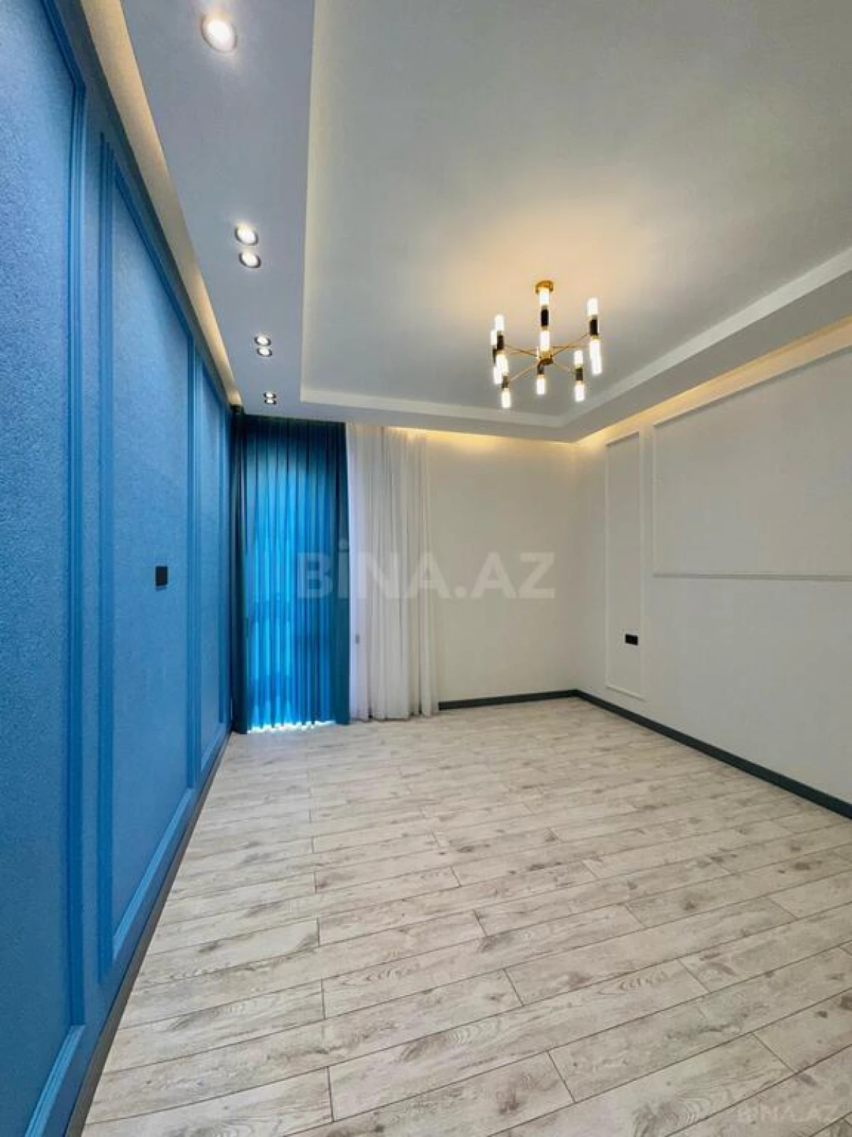 Satılır 5 otaqlı həyət evi 250 m²