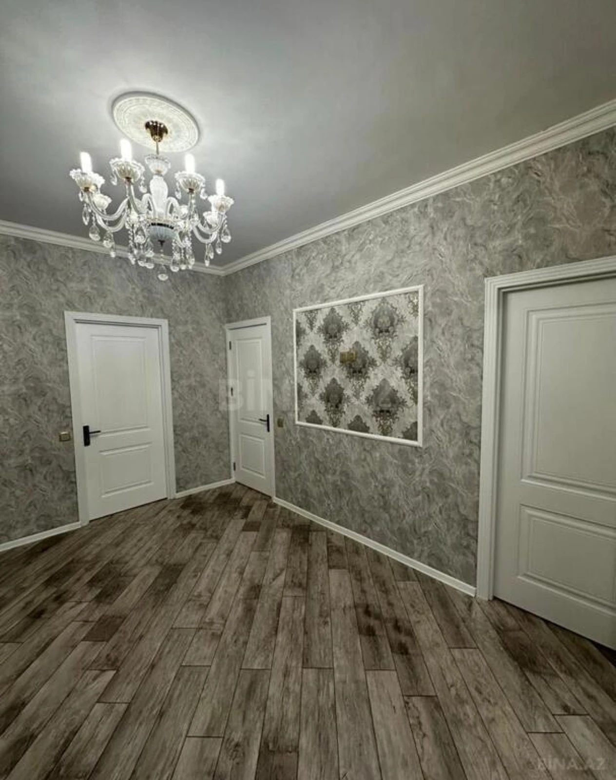 Satılır 2 otaqlı mənzil 60 m²