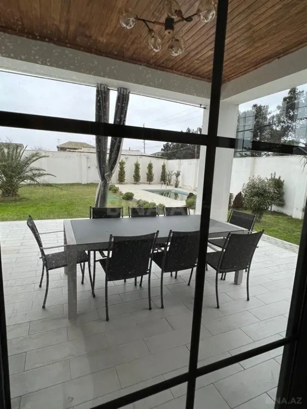 Kirayə verilir 4 otaqlı həyət evi 280 m²