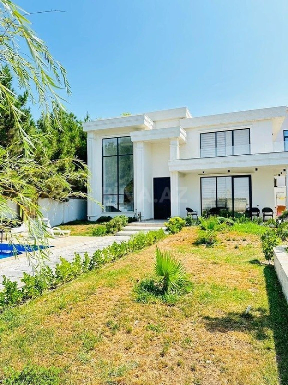 Kirayə verilir 4 otaqlı həyət evi 300 m²