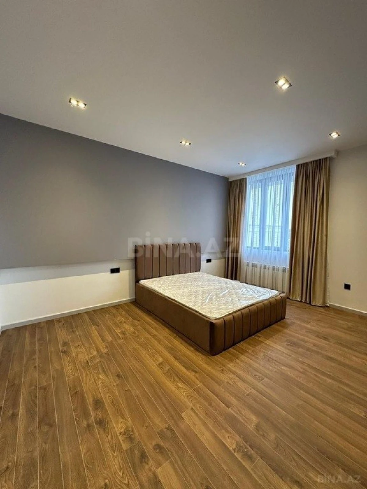 Kirayə verilir 4 otaqlı həyət evi 300 m²