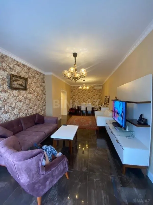 Kirayə verilir 4 otaqlı həyət evi 300 m²