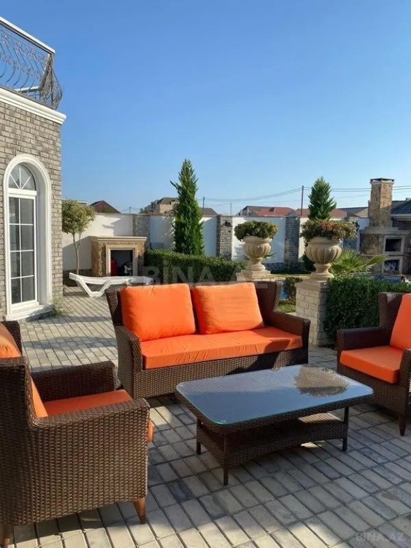 Kirayə verilir 4 otaqlı həyət evi 300 m²