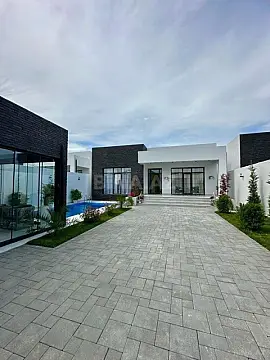 Kirayə verilir 4 otaqlı həyət evi 220 m²