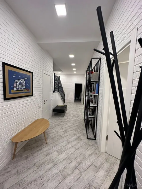 Kirayə verilir 6 otaqlı həyət evi 450 m²