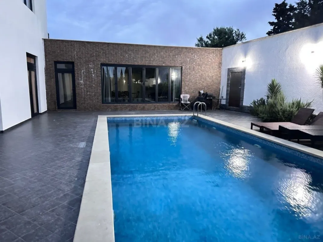 Kirayə verilir 6 otaqlı həyət evi 450 m²