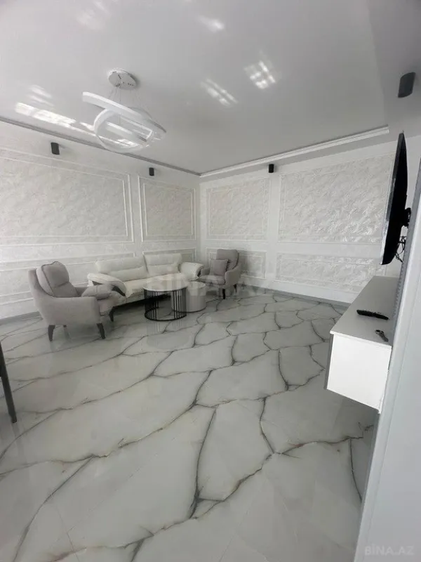 Kirayə verilir 4 otaqlı həyət evi 300 m²