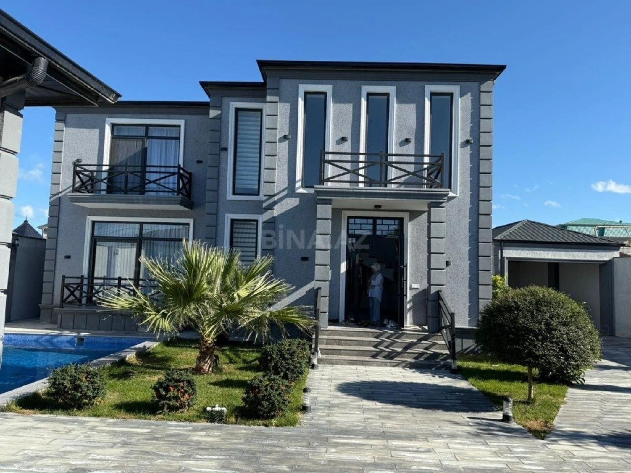 Kirayə verilir 4 otaqlı həyət evi 300 m²