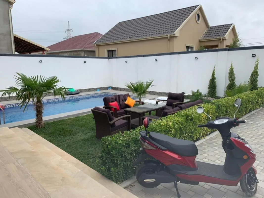 Kirayə verilir 4 otaqlı həyət evi 200 m²