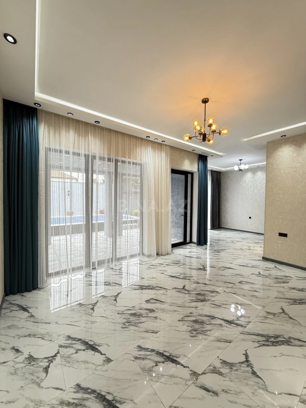 Satılır 4 otaqlı həyət evi 120 m²