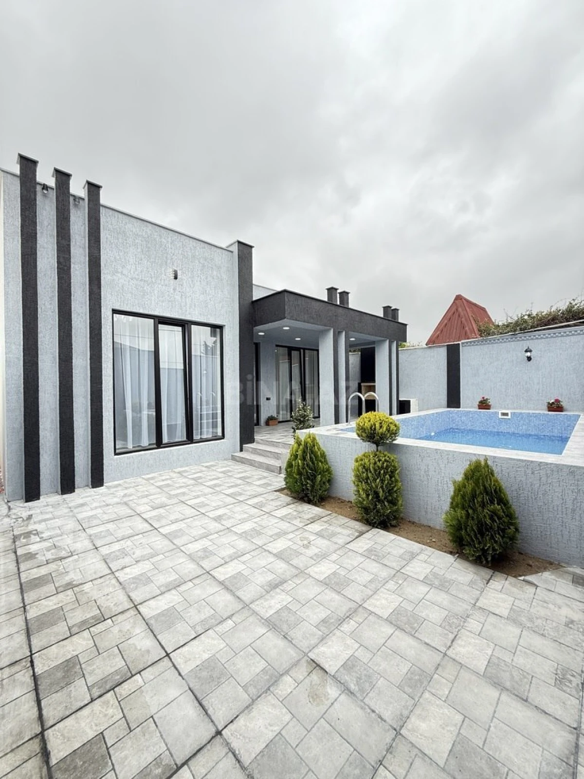 Satılır 4 otaqlı həyət evi 120 m²