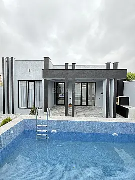 Satılır 4 otaqlı həyət evi 120 m²