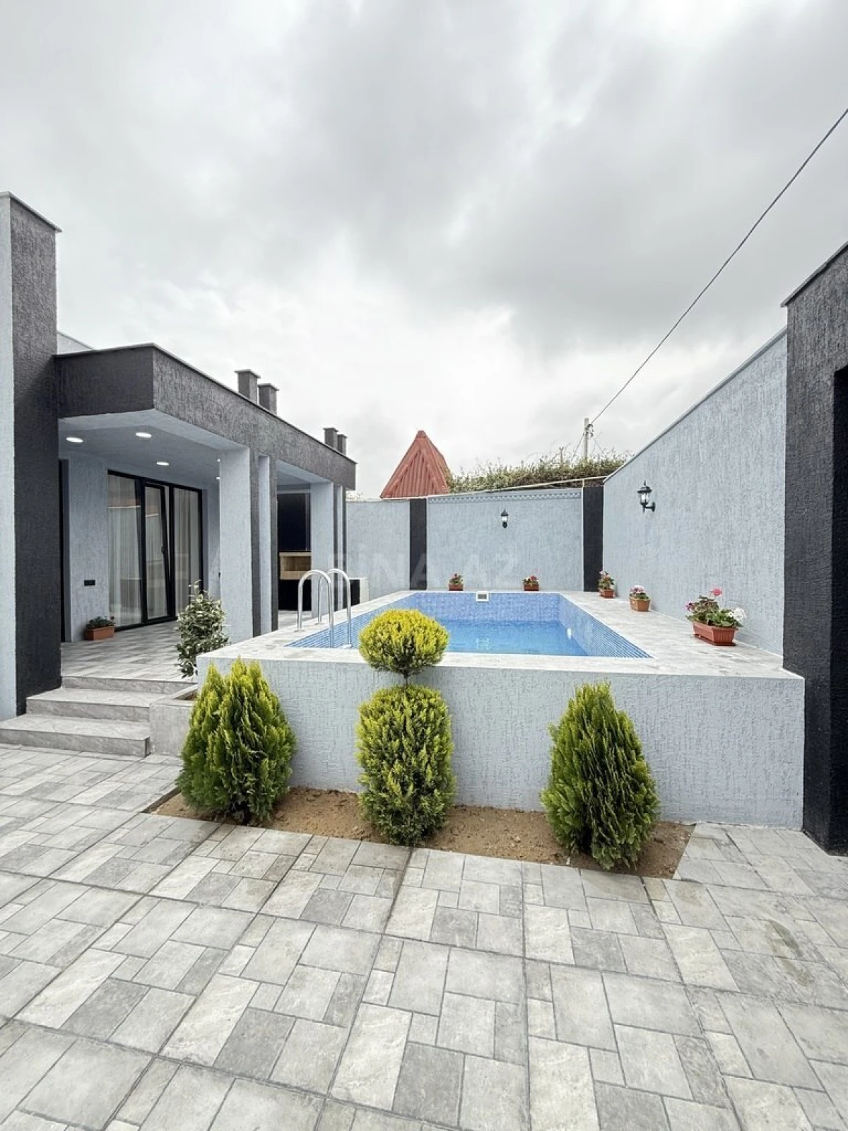 Satılır 4 otaqlı həyət evi 120 m²