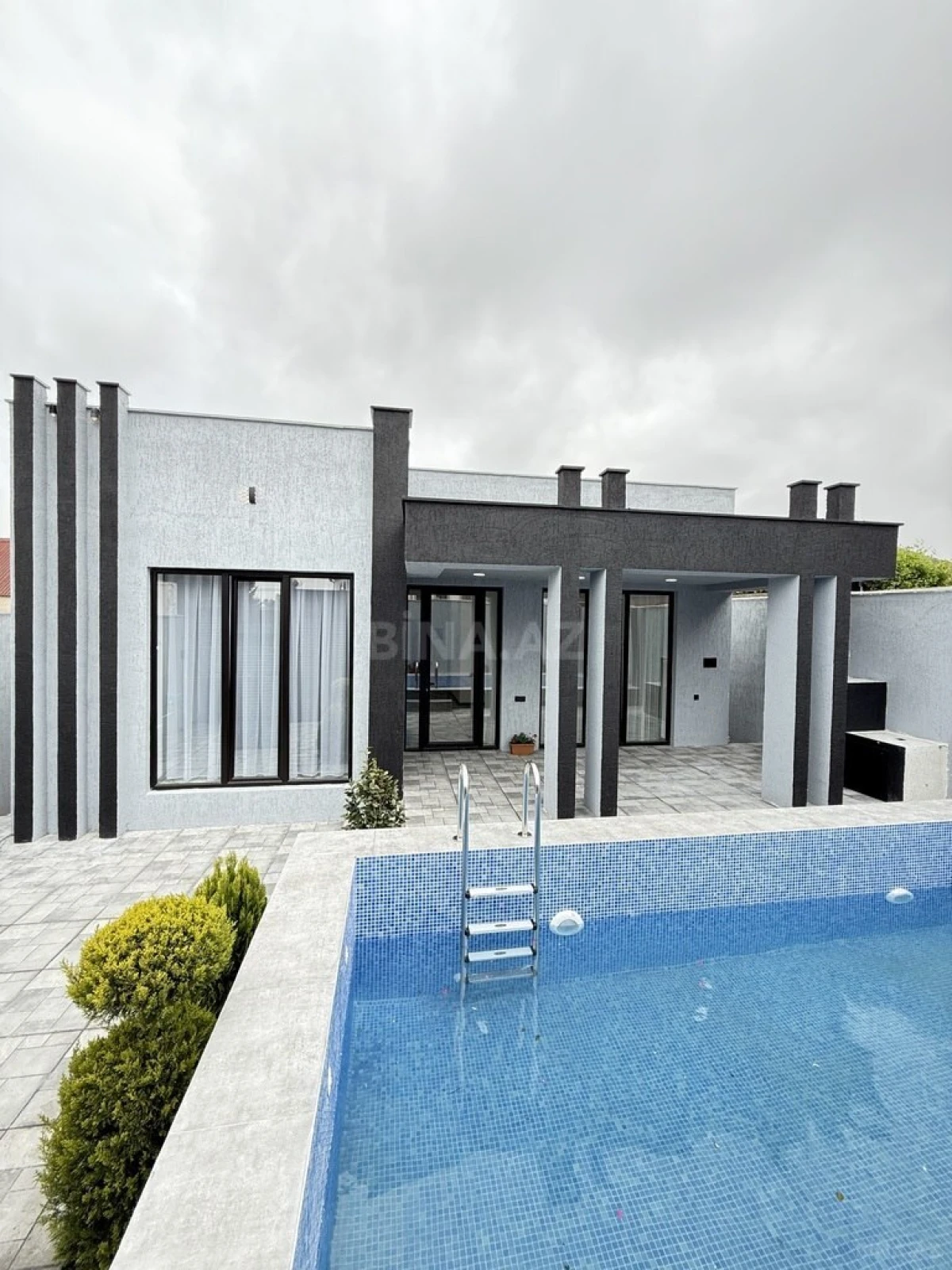Satılır 4 otaqlı həyət evi 120 m²