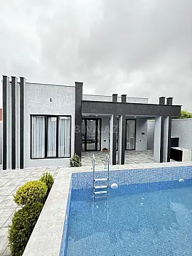Satılır 4 otaqlı həyət evi 120 m²