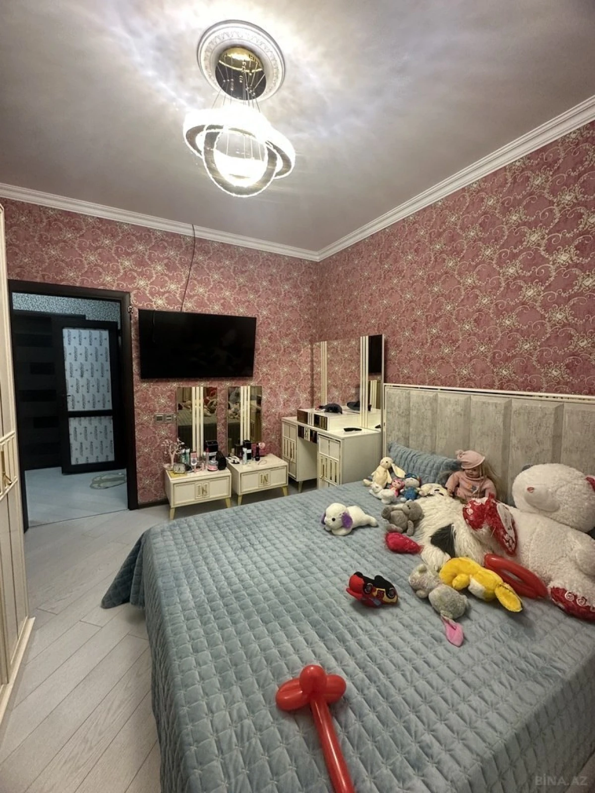 Satılır 5 otaqlı həyət evi 160 m²