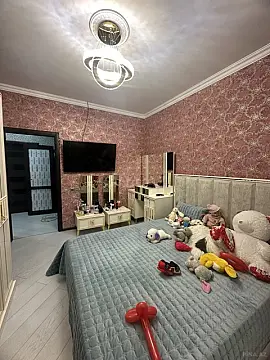 Satılır 5 otaqlı həyət evi 160 m²