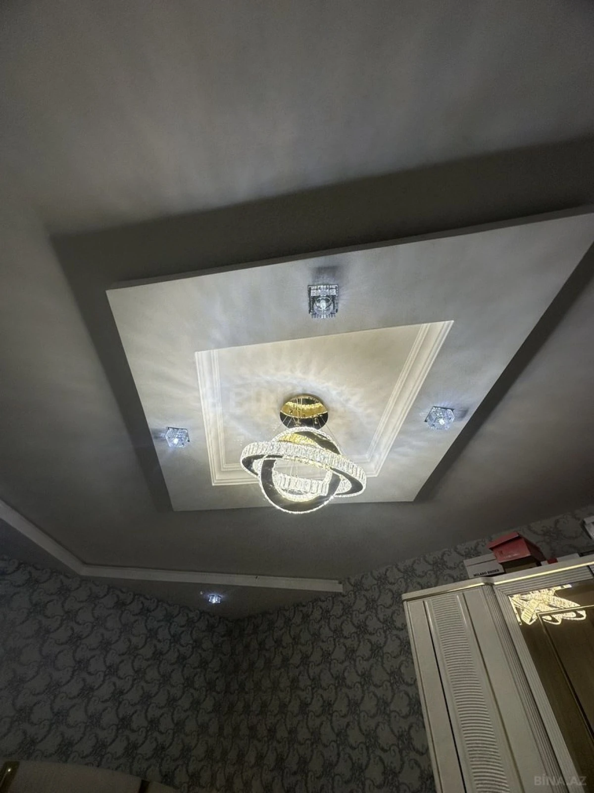 Satılır 5 otaqlı həyət evi 160 m²