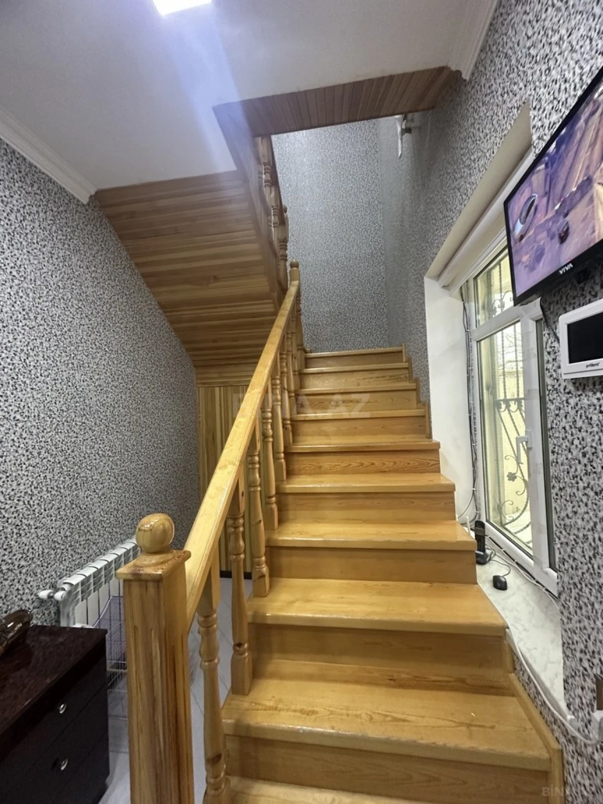 Satılır 5 otaqlı həyət evi 160 m²