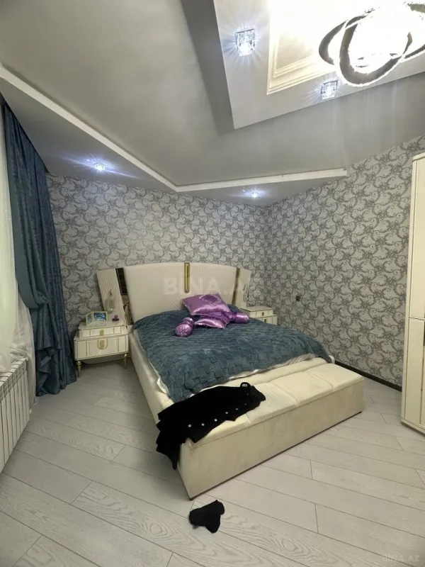 Satılır 5 otaqlı həyət evi 160 m²