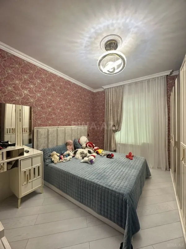 Satılır 5 otaqlı həyət evi 160 m²