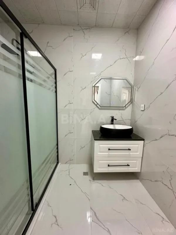 Satılır 6 otaqlı həyət evi 360 m²