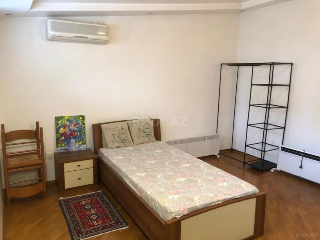 Kirayə verilir 4 otaqlı mənzil 100 m²