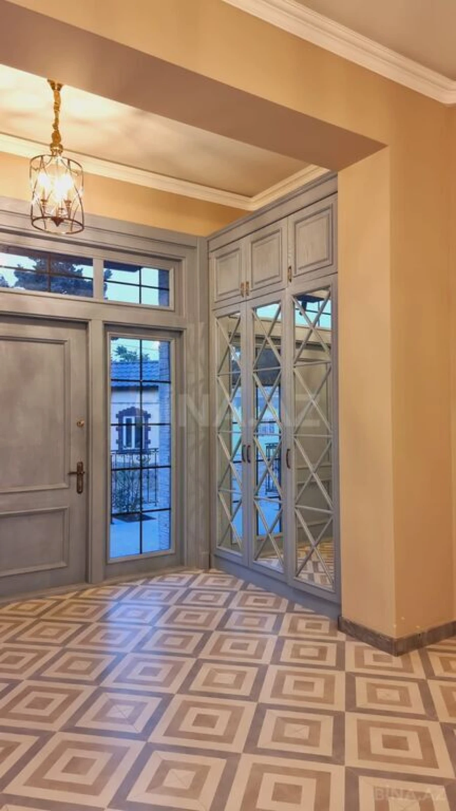 Satılır 7 otaqlı həyət evi 420 m²