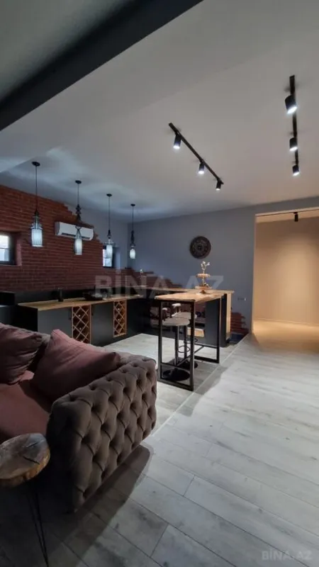 Satılır 7 otaqlı həyət evi 420 m²