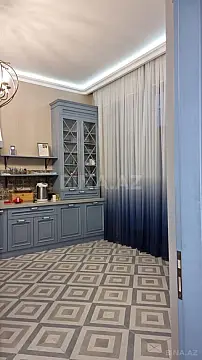 Satılır 7 otaqlı həyət evi 420 m²