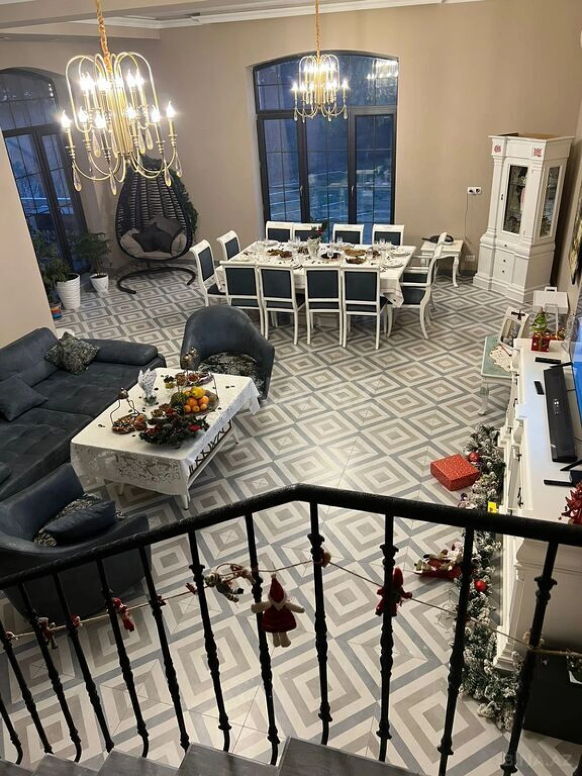 Satılır 7 otaqlı həyət evi 420 m²