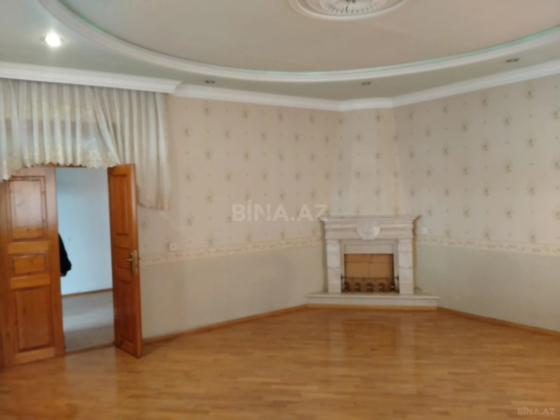 Satılır 7 otaqlı həyət evi 290 m²