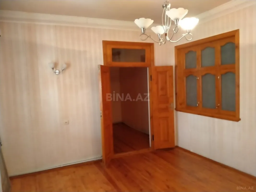 Satılır 7 otaqlı həyət evi 290 m²
