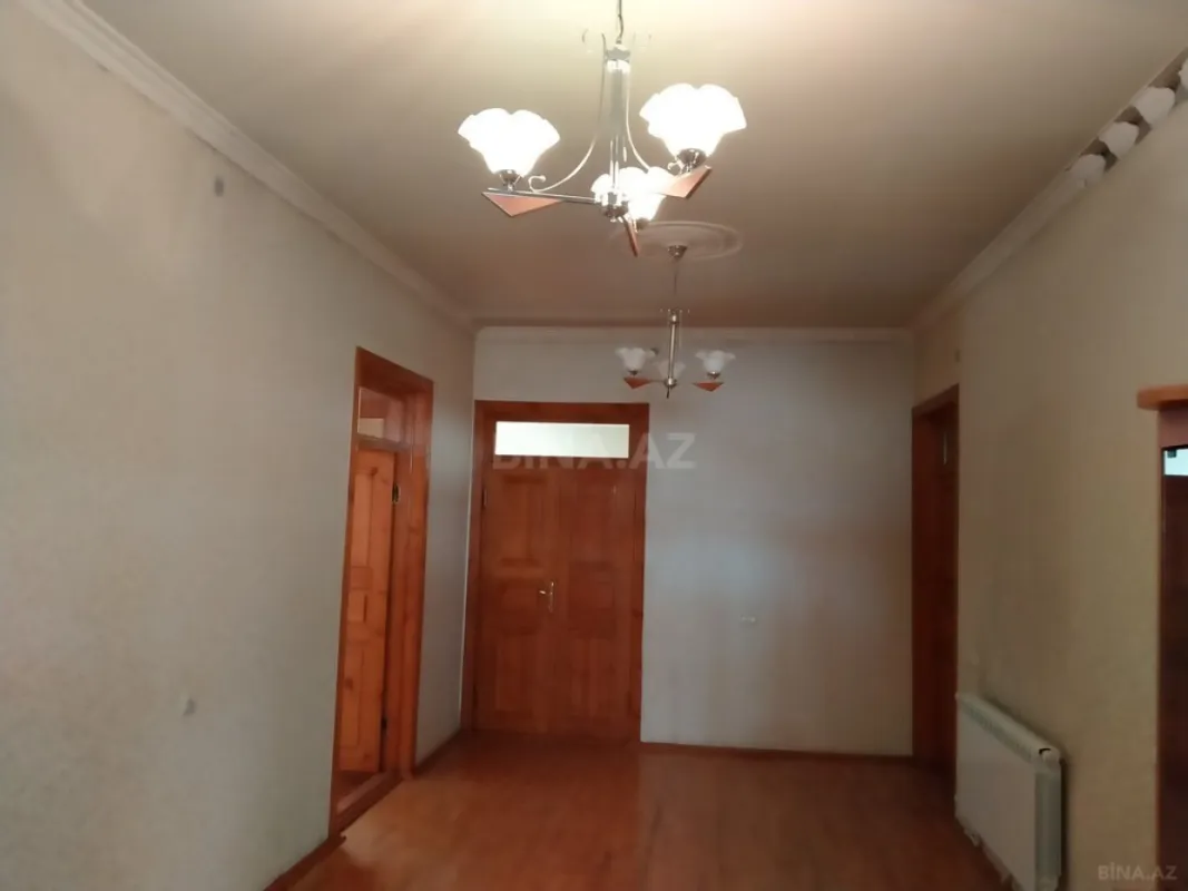 Satılır 7 otaqlı həyət evi 290 m²