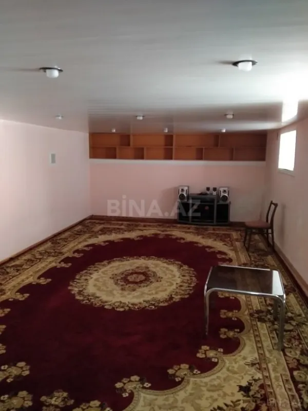 Satılır 7 otaqlı həyət evi 290 m²