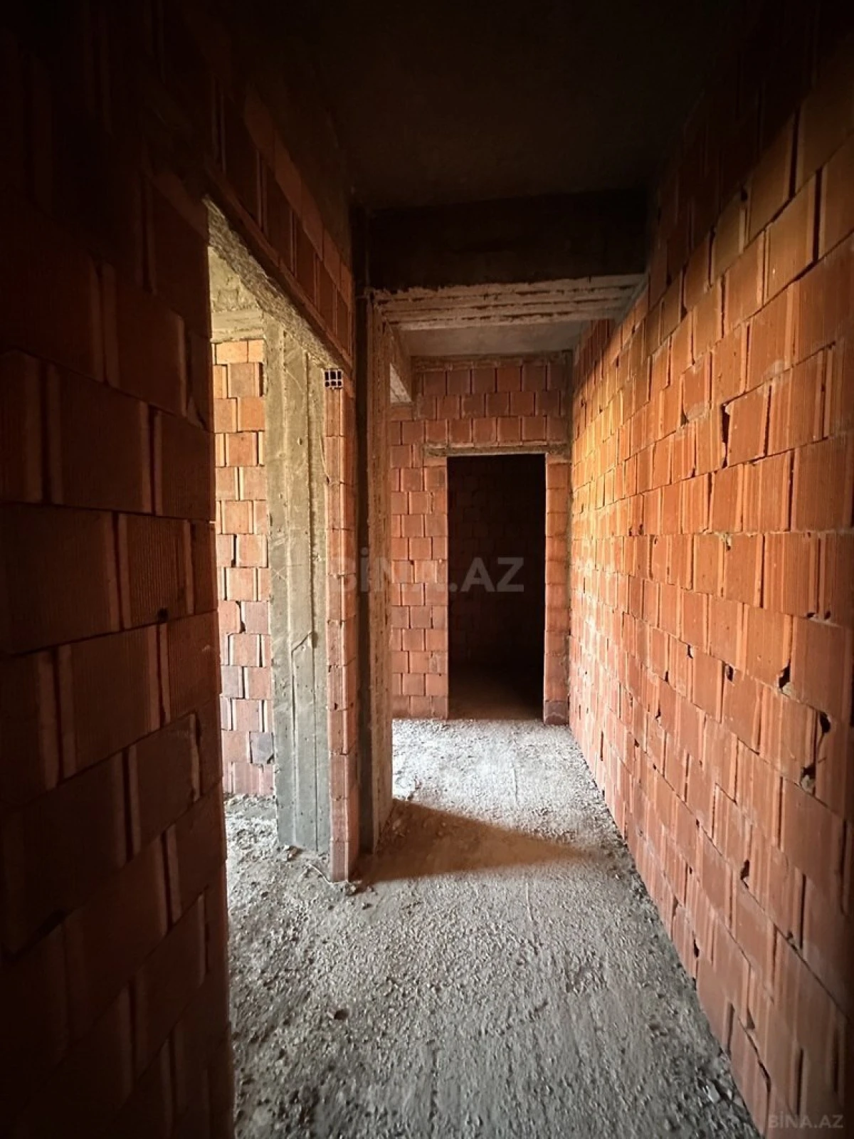 Satılır 1 otaqlı mənzil 44 m²