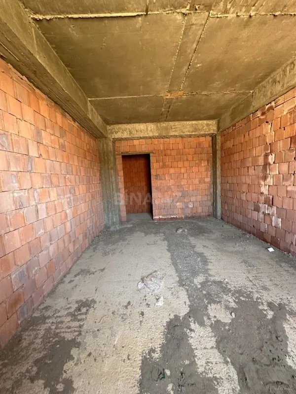 Satılır 1 otaqlı mənzil 44 m²