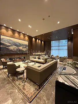 Satılır 4 otaqlı mənzil 236 m²