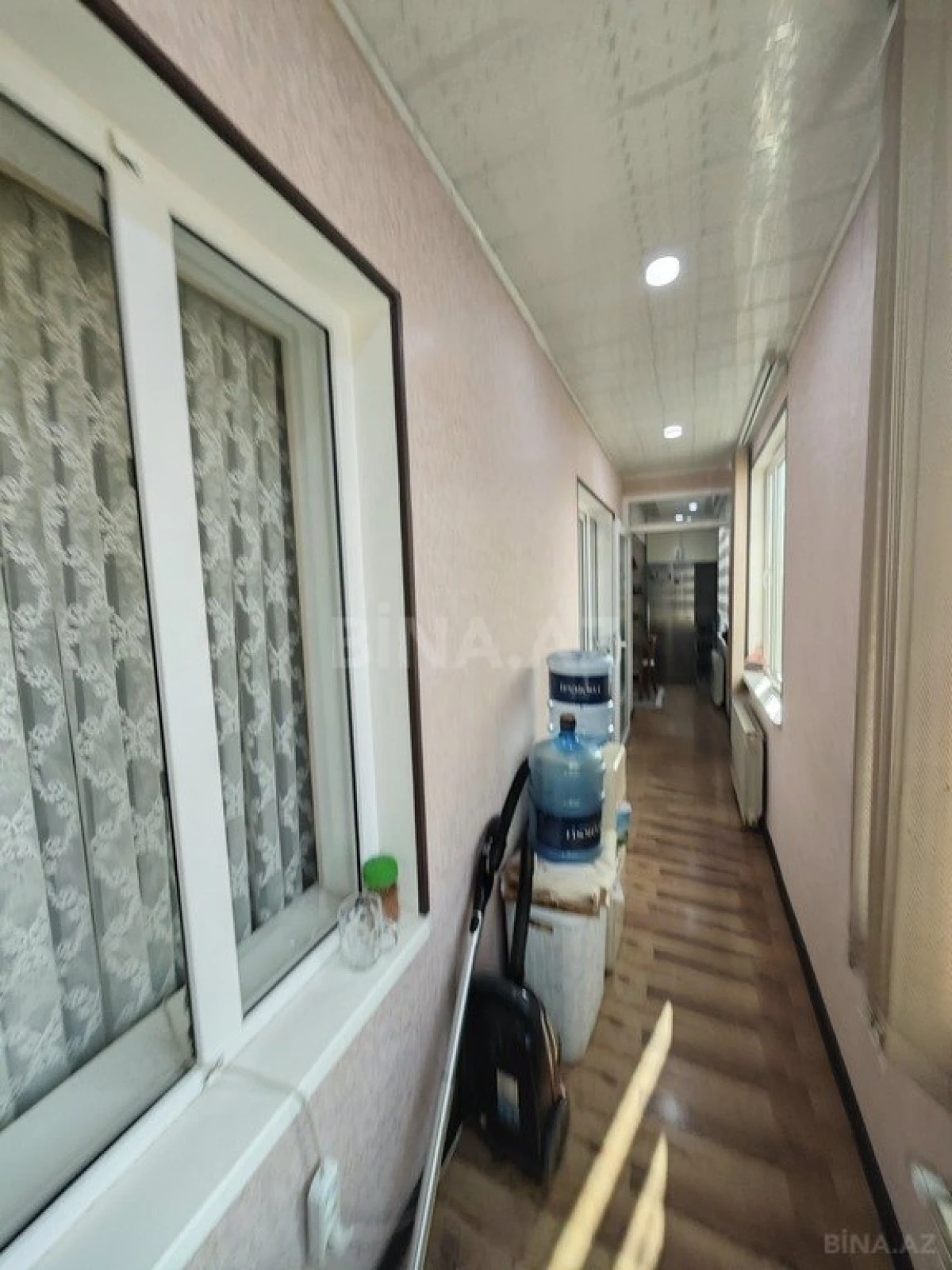 Satılır 5 otaqlı mənzil 120 m²