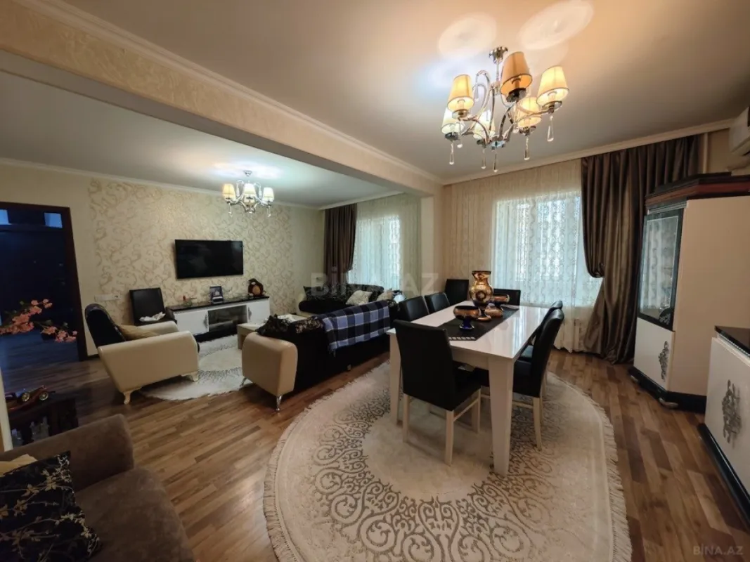 Satılır 5 otaqlı mənzil 120 m²