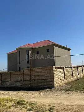Satılır 7 otaqlı həyət evi 256 m²