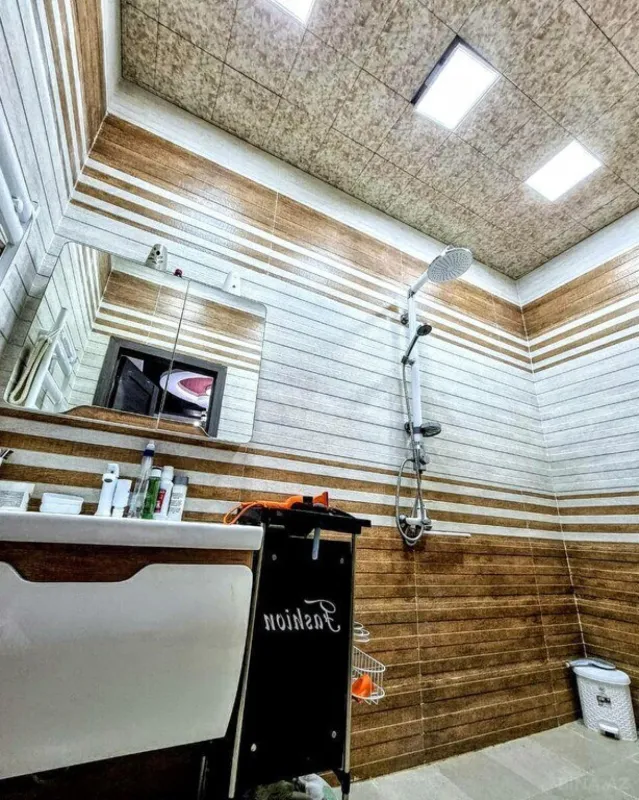 Satılır 4 otaqlı mənzil 165 m²