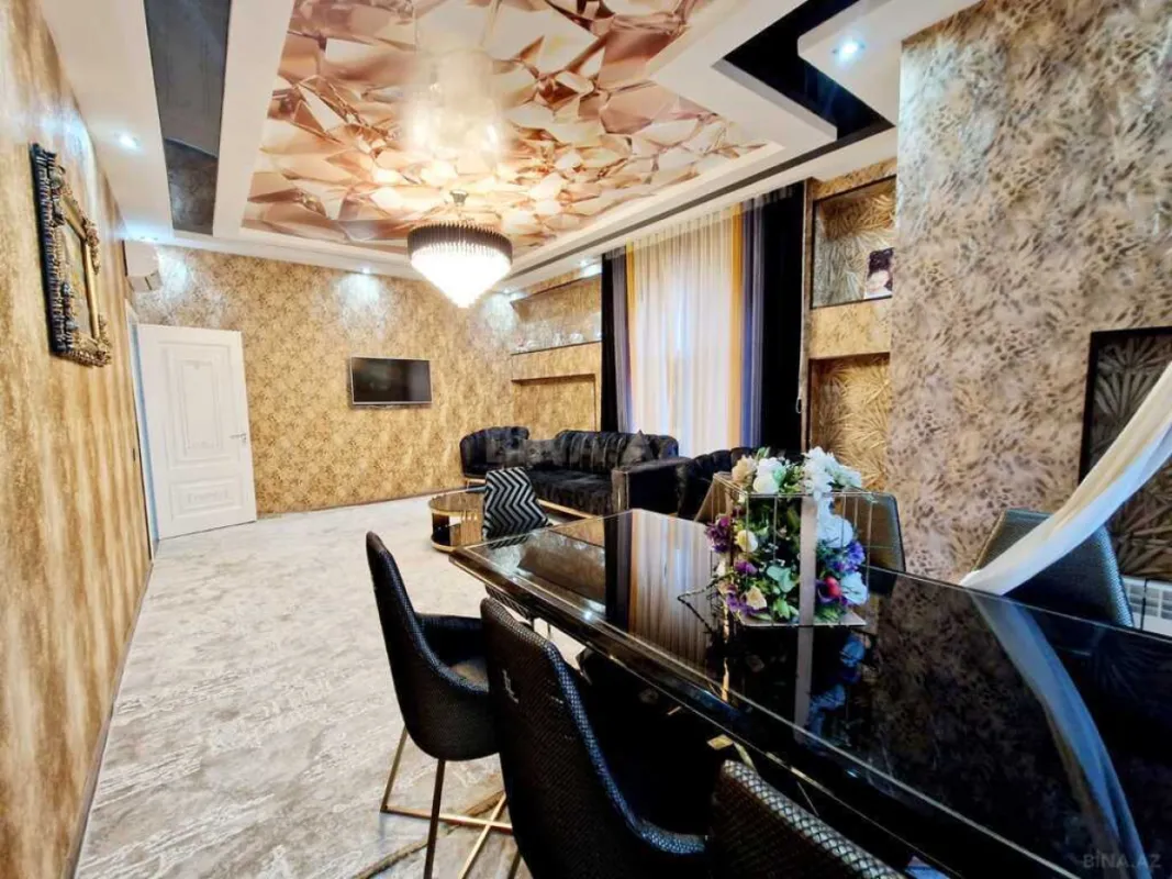 Satılır 4 otaqlı mənzil 165 m²