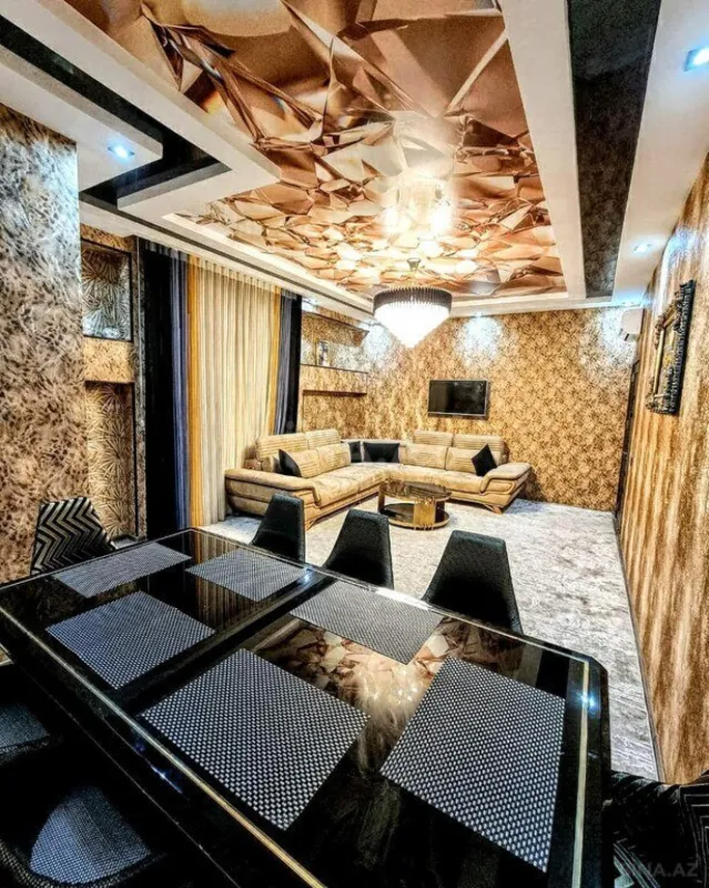 Satılır 4 otaqlı mənzil 165 m²