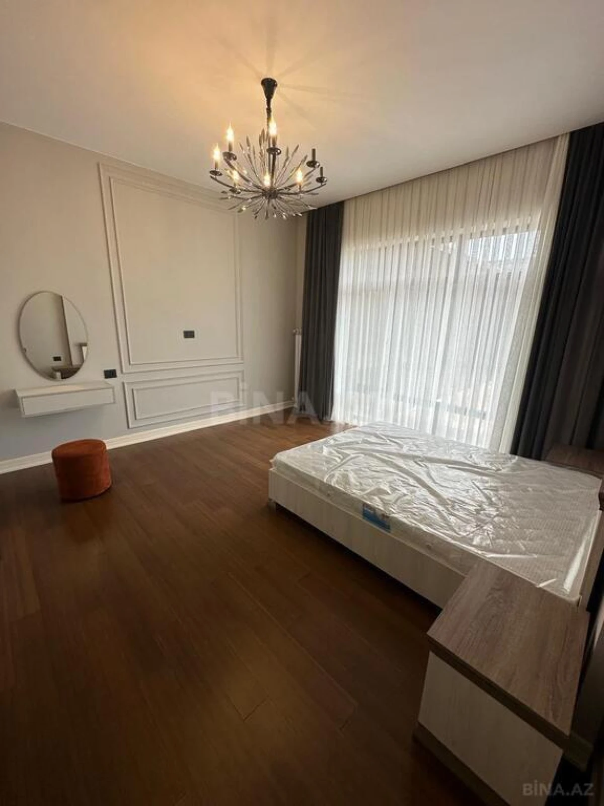Kirayə verilir 4 otaqlı həyət evi 200 m²