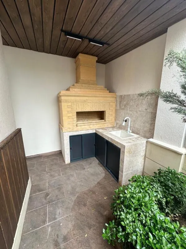 Kirayə verilir 4 otaqlı həyət evi 200 m²